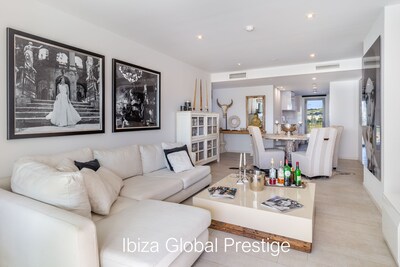 Beautiful luxury apartment near the Marina of Eivissa, Ibiza