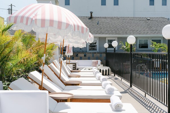 Sun deck