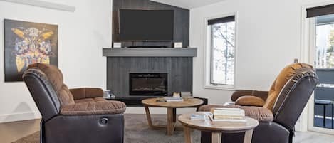 Living Room with Fireplace