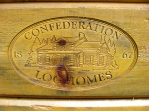 Conferdation Log Home