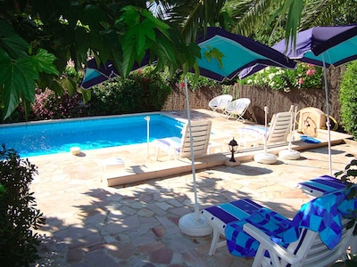 Wunderschöne 4-Schlafzimmer / 8-Villa mit Pool in Cogolin nahe St. Tropez