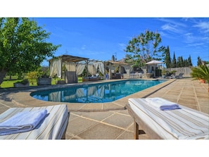 Holiday Home Swimming Pool