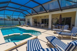 Plenty of space for all the family to relax and enjoy the surroundings!