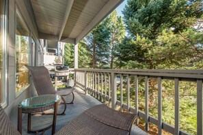 Deck with Grill
