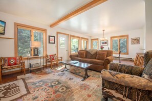 Living Room with Sofa bed