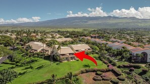 Front Row On Kamaole Knoll With Westerly, Picturesque, Ocean and Sunset Views. 