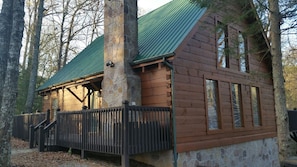 Side and front view of the cabin