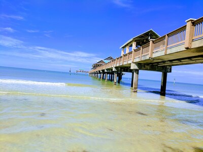 Perfect Location Excellent Reviews 3 Min Walk To The Beach And Downtown Clearwater Beach