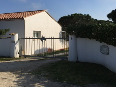 House in the Camargue. Private parking, wifi. Camargue house classified 3 stars.