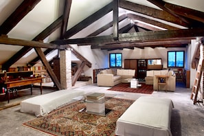 The attic living-room to relax & listen music with a 3000 classical CD's library