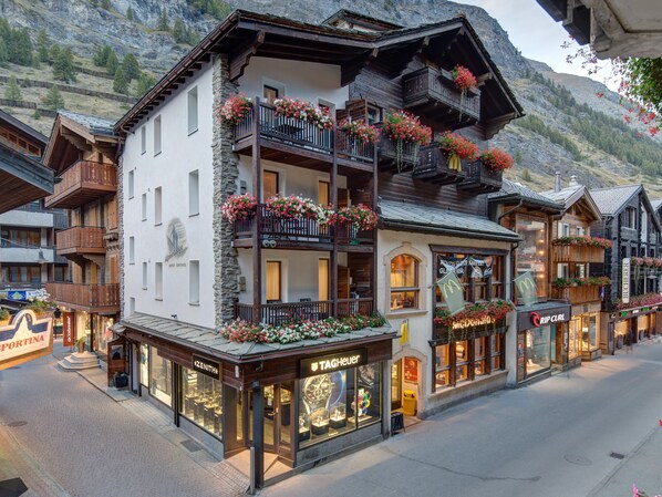 Exterior