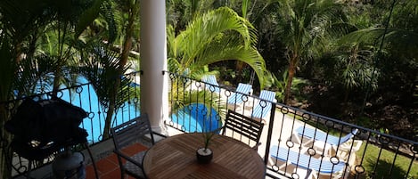 Casa Segundo, Puerto Aventures.  Patio overlooking the saltwater pool