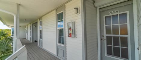 porch