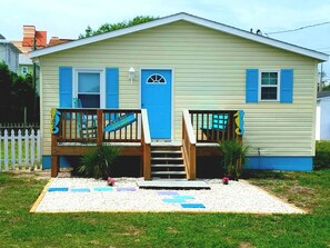 Beautifully remodeled beach bungalow. 