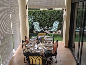 Outdoor dining