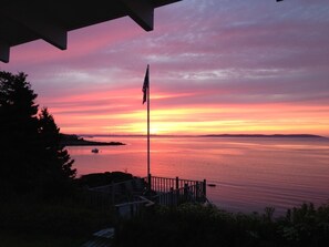 Sunrise at Seacliff