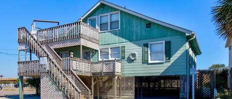 Averette Cottage-Front of House