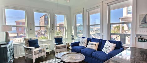 Living room with beautiful views of Gulf across the street