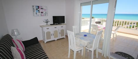 living room sea view apartment holidays miami platja