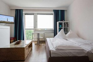 Wohnzimmer mit Schlafsofa