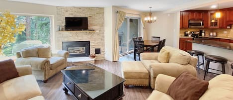 Powderhorn C202 - a SkyRun Breckenridge Property - Charming Breckenridge condo, newly renovated