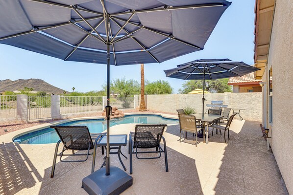Glendale Vacation Rental | 3BR | 2.5BA | 1,800 Sq Ft | Step-Free Entry