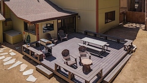 Big private backyard deck to show off your BBQ Skills.