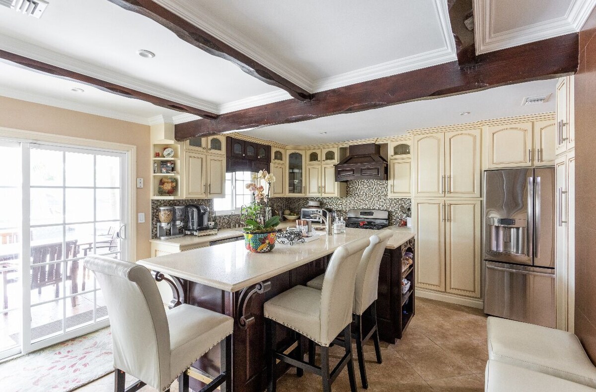 Private Master bedroom Suite with its own private Bathroom