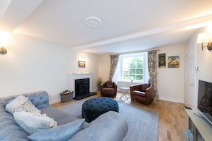 Stunning livingroom with period features