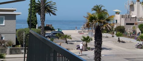 Steps to the beach.
(Not the view from the apartment. See living room photo).