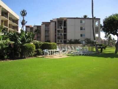 OCEANFRONT Spectacular 60 ft to the water, Recently Re-modeled! HDTV,WiFi,AC 