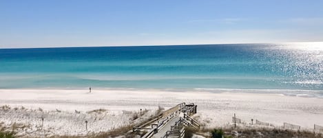 Lovely views from your balcony. The winter is quiet and peaceful (my favorite).