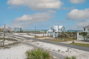 Beautiful Gulf View from front Balcony