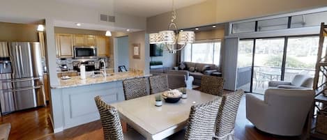 Open Dining, Kitchen and Living areas - Ideal for conversation and relaxation