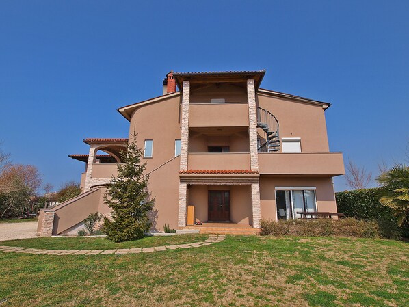 Fachada