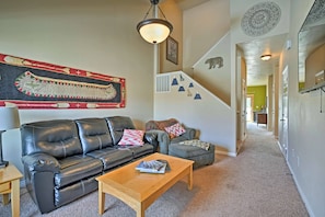 Living Room | Smart TV | Central Heating | Free WiFi