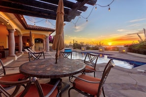 watch amazing sunrises while having breakfast by the pool