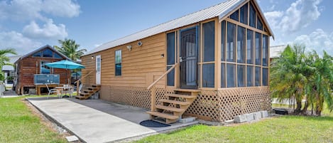 Everglades City Vacation Rental | Studio | 1BA | 200 Sq Ft | Stairs Required