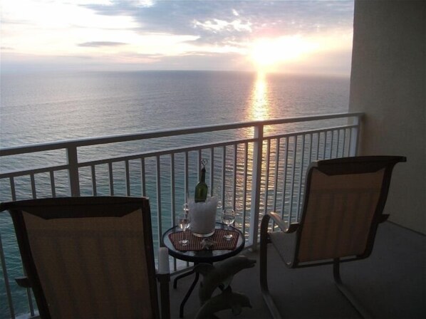 Morning dolphin watching or evening sunsets. You will never tire of the view!