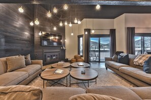Level Great Room - Living Room Kitchen and Dining Area with Beautiful Hardwood Floors Throughout