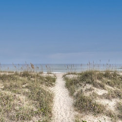 Sand Pebbles C14-large-028-028-Sand Pebbles Beach Access-1500x996-72dpi