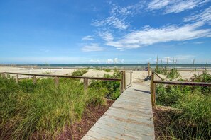 Private Walkway To The Beach