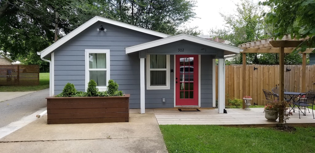 Darling House For 2 Ideally Located To Bentonville Square Trails Bike Shed Downtown Bentonville