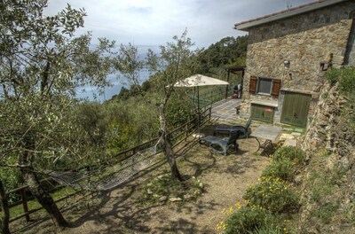 IL SOLE DI VALLETONDA, wifi, parking, BBQ, last minute