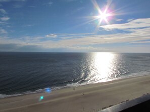 Specticilar ocean front view from your own private balcony 