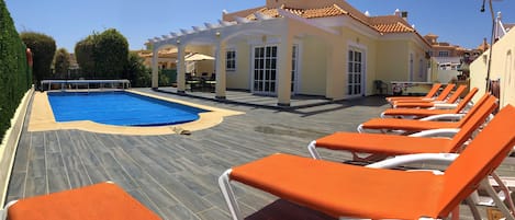 Outside Pool Area, 8 sunbeds, Pool Table. BBQ 