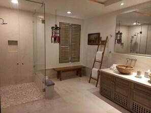 Master bath 