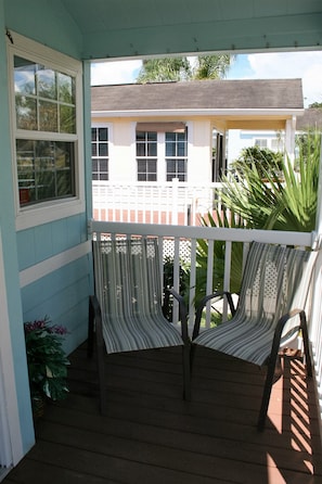 Front porch
