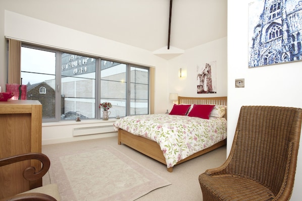 Master bedroom - spacious and light with rooftop views
