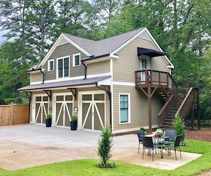 Modern Carriage House with designer upgrades